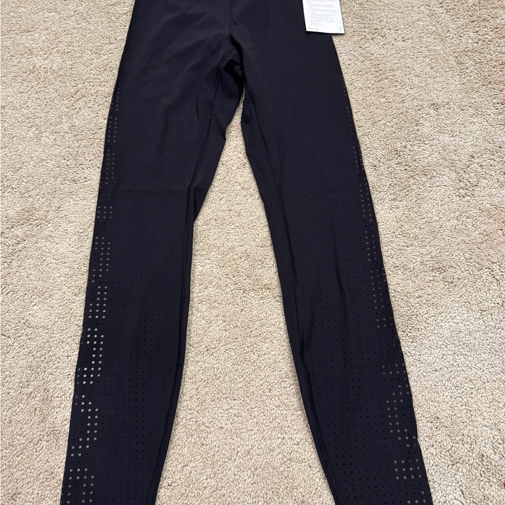 NWT Lululemon X Soul Cycle Ride & Reflect Tight 28" Size 6 Black Reflective